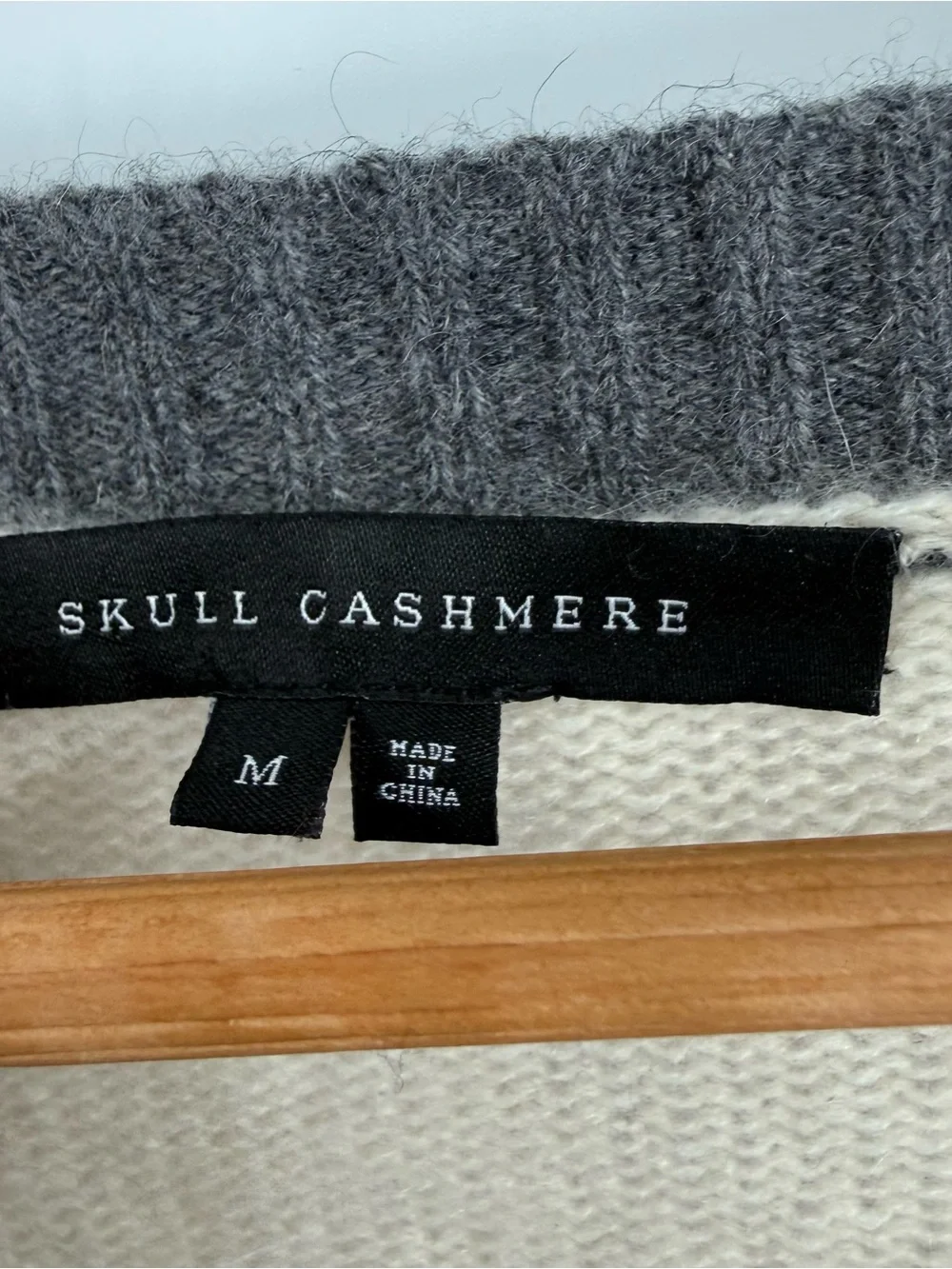 Skull Cashmere Womens Gray Pink 100% Cashmere Skull-Back Sweater Size M Pullover